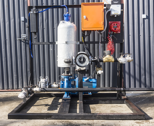 Узел скоростной перекачки и выдачи дизельного топлива с вихревым газоотделителем, до 20 м/куб. в час.